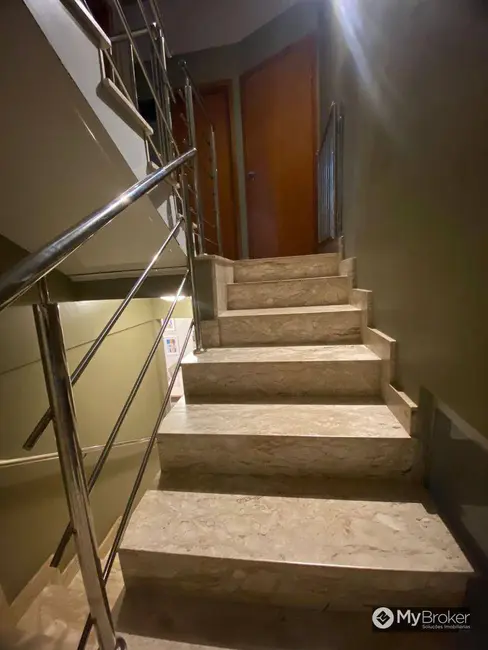 Sobrado com 3 quartos à venda, 140m2 em Jardim Novo Mundo, Goiania - GO - imagem 6 Foto 6 de Sobrado com 3 quartos à venda, 140m2 em Jardim Novo Mundo, Goiania - GO