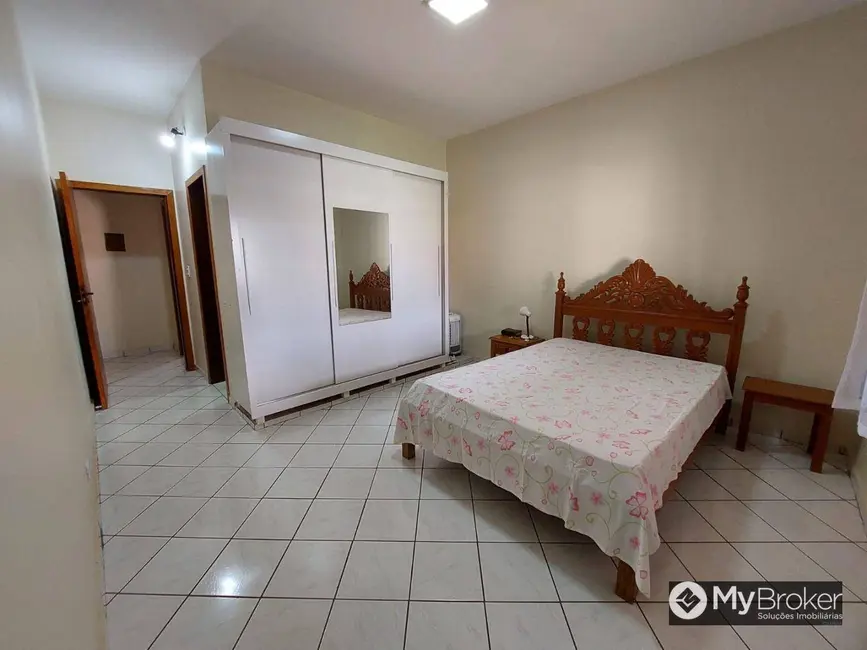 Foto 8 de Casa com 3 quartos à venda, 350m2 em Bairro Santa Rita, Goiania - GO