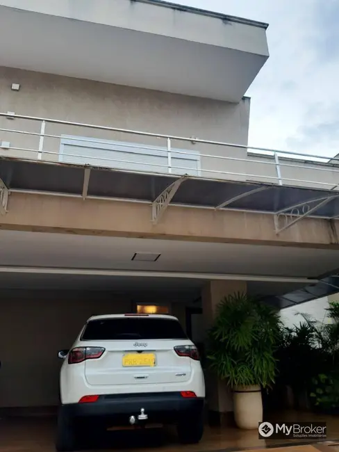 Sobrado com 5 quartos à venda e para alugar, 548m2 em Jardim Goiás, Goiania - GO - imagem 3 Foto 3 de Sobrado com 5 quartos à venda e para alugar, 548m2 em Jardim Goiás, Goiania - GO