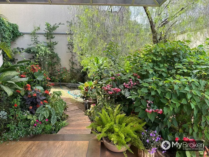 Sobrado com 5 quartos à venda e para alugar, 548m2 em Jardim Goiás, Goiania - GO - imagem 4 Foto 4 de Sobrado com 5 quartos à venda e para alugar, 548m2 em Jardim Goiás, Goiania - GO