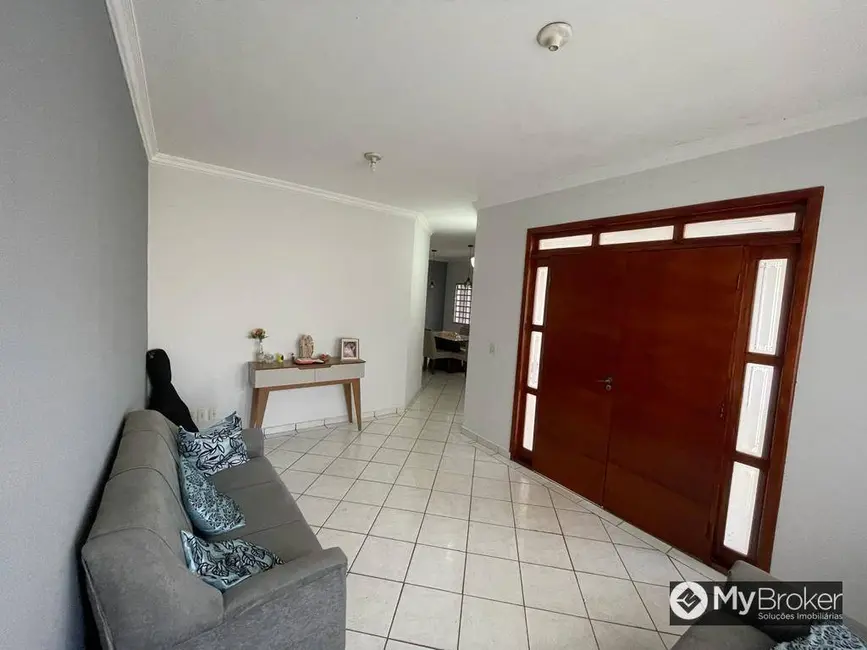 Foto 3 de Casa com 3 quartos à venda, 360m2 em Setor Faiçalville, Goiania - GO