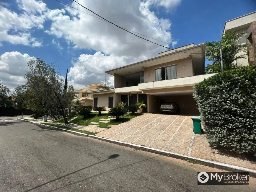 Sobrado com 4 quartos à venda, 651m2 em Aparecida De Goiania - GO - imagem 4 Foto 4 de Sobrado com 4 quartos à venda, 651m2 em Aparecida De Goiania - GO