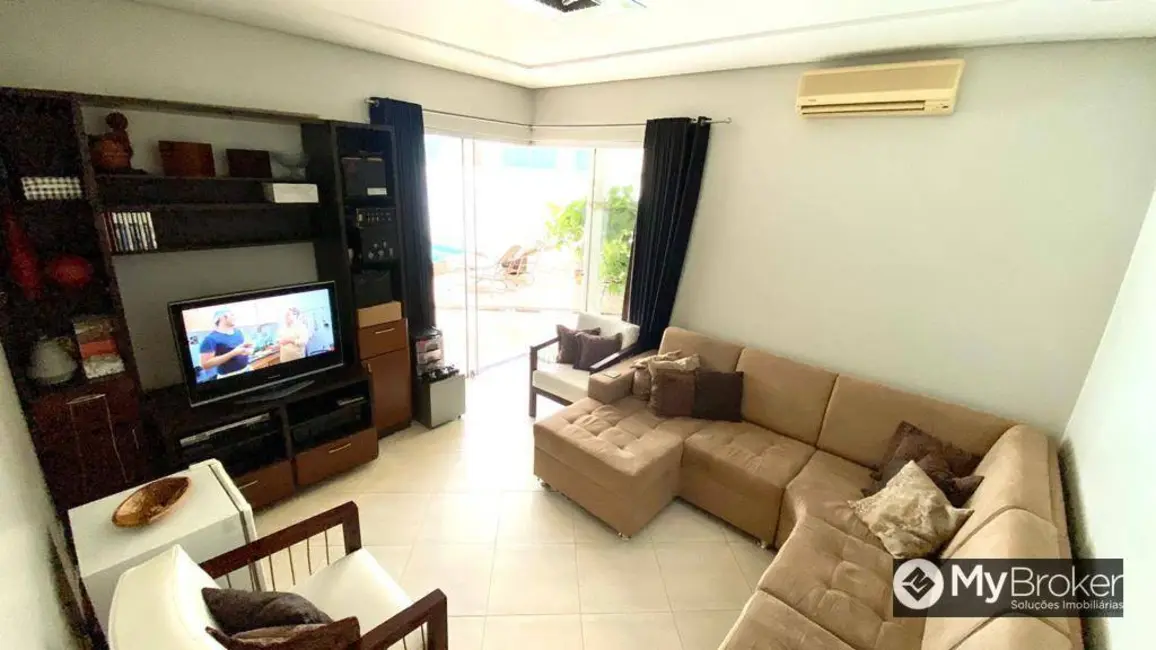 Foto 4 de Sobrado com 4 quartos à venda, 434m2 em Aparecida De Goiania - GO