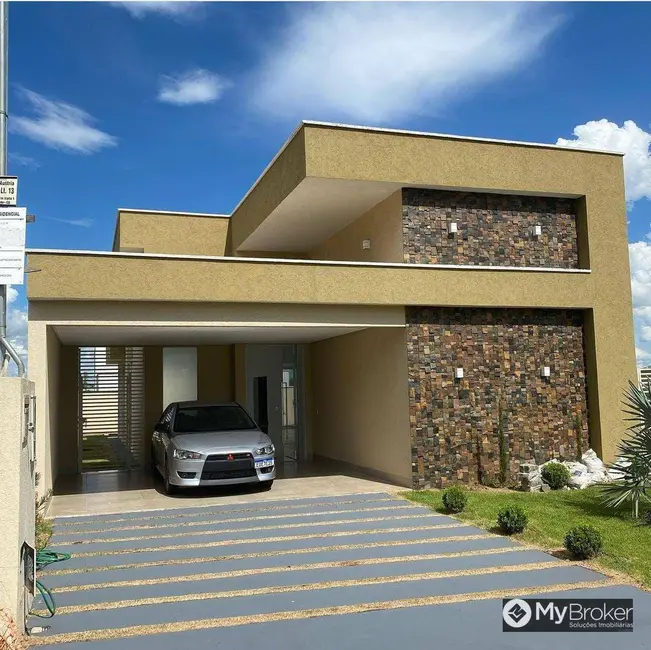 Casa de Condomínio com 4 quartos à venda, 360m2 em Senador Canedo - GO - imagem 3 Foto 3 de Casa de Condomínio com 4 quartos à venda, 360m2 em Senador Canedo - GO