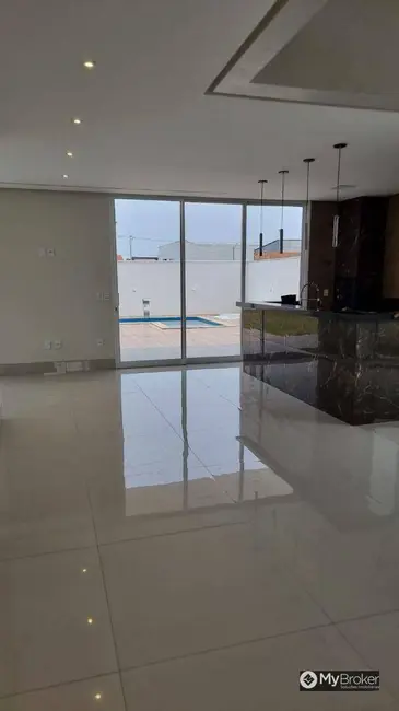 Foto 5 de Casa de Condomínio com 3 quartos à venda, 525m2 em Residencial Laurentino Martins, Goianesia - GO