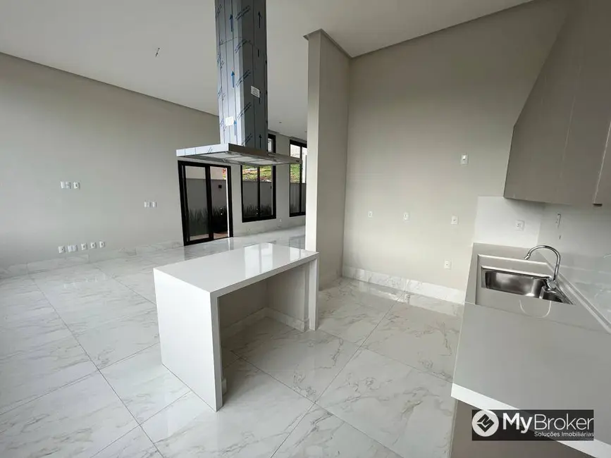 Foto 5 de Casa de Condomínio com 4 quartos à venda, 360m2 em Residencial Marília, Senador Canedo - GO