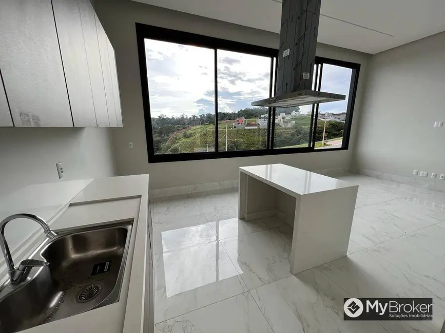 Foto 6 de Casa de Condomínio com 4 quartos à venda, 360m2 em Residencial Marília, Senador Canedo - GO