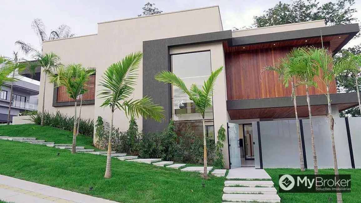 Sobrado com 4 quartos à venda, 680m2 em Condomínio do Lago, Goiania - GO - imagem 7 Foto 7 de Sobrado com 4 quartos à venda, 680m2 em Condomínio do Lago, Goiania - GO