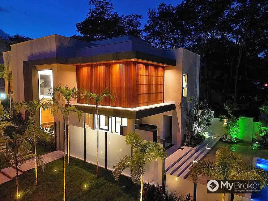 Sobrado com 4 quartos à venda, 680m2 em Condomínio do Lago, Goiania - GO - imagem 5 Foto 5 de Sobrado com 4 quartos à venda, 680m2 em Condomínio do Lago, Goiania - GO