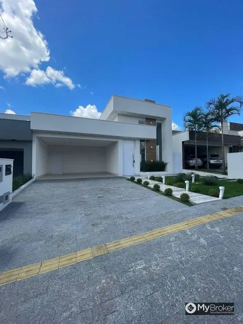 Foto 1 de Casa com 3 quartos à venda, 360m2 em Senador Canedo - GO