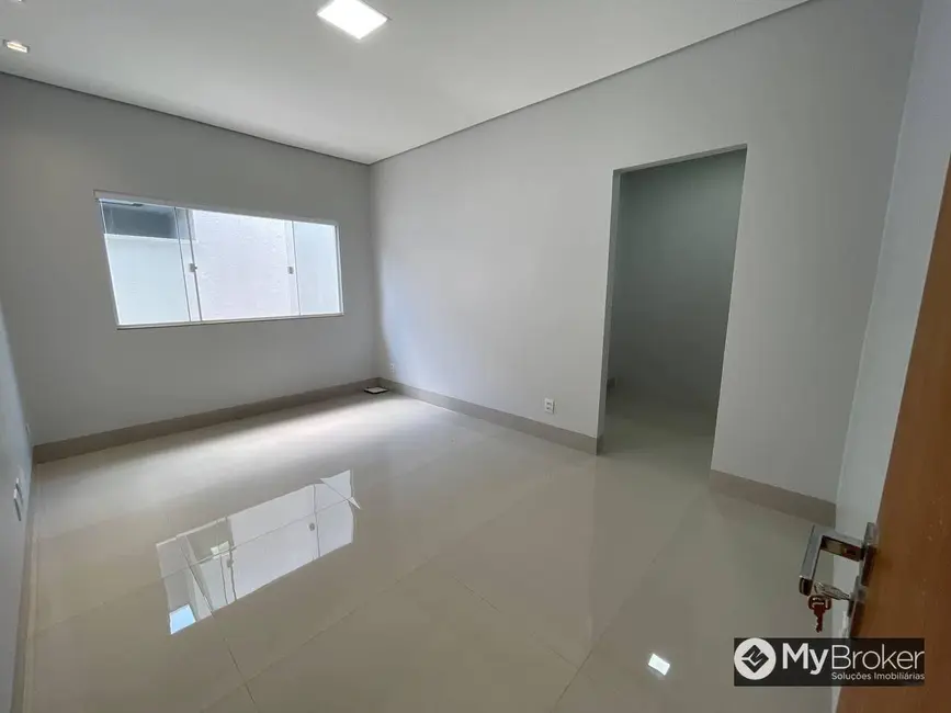 Casa com 3 quartos à venda, 360m2 em Senador Canedo - GO - imagem 6 Foto 6 de Casa com 3 quartos à venda, 360m2 em Senador Canedo - GO