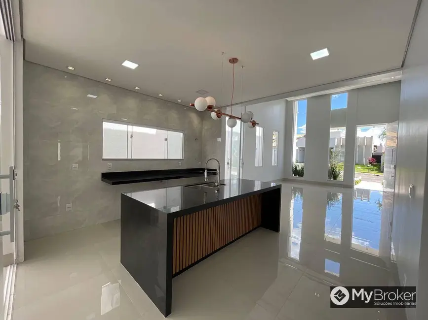 Foto 2 de Casa com 3 quartos à venda, 360m2 em Senador Canedo - GO