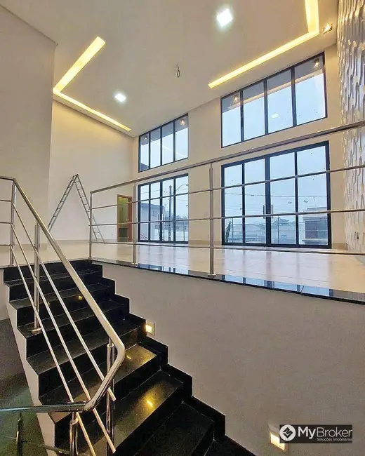 Foto 5 de Sobrado com 4 quartos à venda, 525m2 em Condomínio do Lago, Goiania - GO