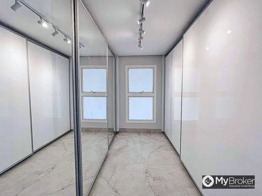 Foto 9 de Sobrado com 5 quartos à venda, 510m2 em Alphaville Flamboyant Residencial Araguaia, Goiania - GO