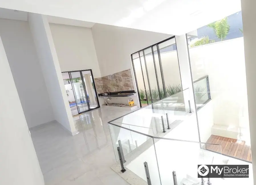 Foto 6 de Sobrado com 5 quartos à venda, 491m2 em Condomínio do Lago, Goiania - GO