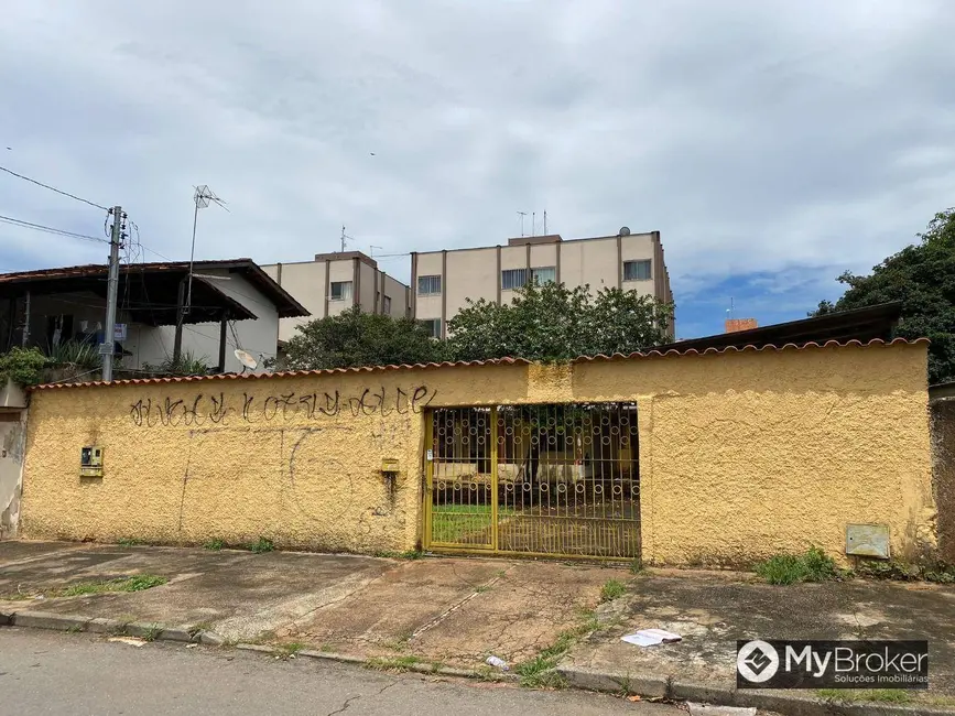 Foto 1 de Casa com 3 quartos à venda, 454m2 em Jardim das Esmeraldas, Goiania - GO