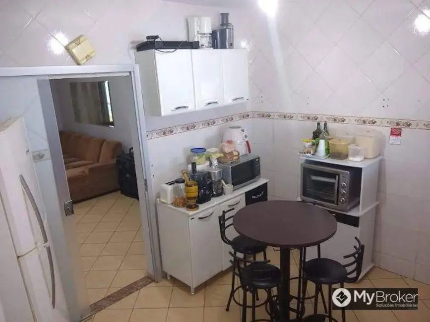 Foto 8 de Casa com 4 quartos à venda, 300m2 em Vila São Tomaz, Goiania - GO