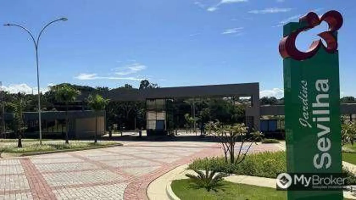 Foto 1 de Terreno / Lote à venda, 252m2 em Cardoso, Aparecida De Goiania - GO