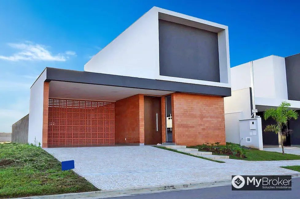Foto 1 de Casa de Condomínio com 3 quartos à venda, 300m2 em Parque Alvorada, Senador Canedo - GO