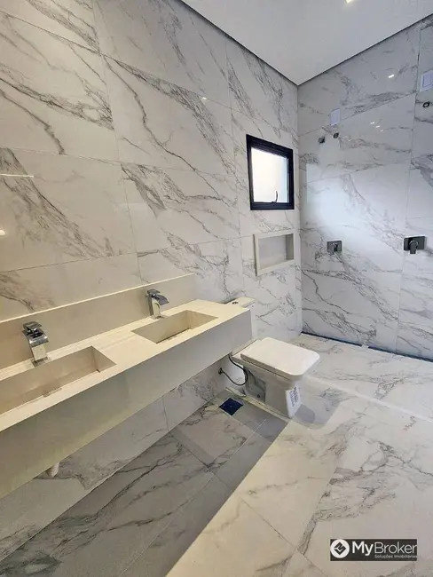 Foto 6 de Casa de Condomínio com 3 quartos à venda, 300m2 em Senador Canedo - GO