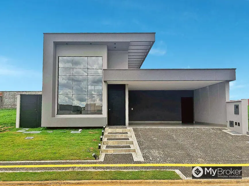 Foto 1 de Casa de Condomínio com 3 quartos à venda, 300m2 em Senador Canedo - GO