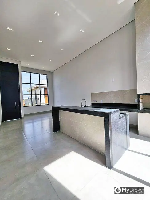 Foto 2 de Casa de Condomínio com 3 quartos à venda, 300m2 em Senador Canedo - GO