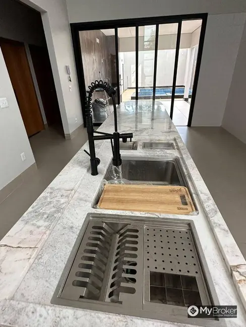 Foto 5 de Casa com 3 quartos à venda, 377m2 em Residencial Cidade Verde, Goiania - GO