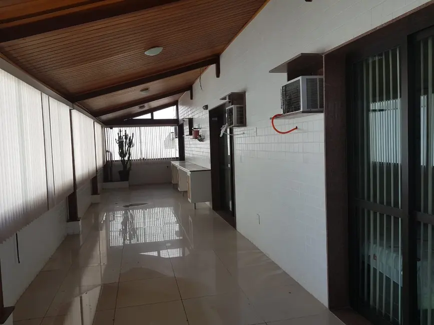 Apartamento com 4 quartos à venda, 360m2 em Rio De Janeiro - RJ - imagem 4 Foto 4 de Apartamento com 4 quartos à venda, 360m2 em Rio De Janeiro - RJ