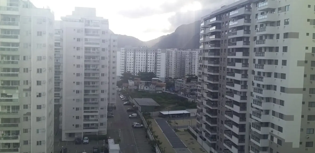 Foto 2 de Apartamento com 2 quartos à venda, 60m2 em Barra da Tijuca, Rio De Janeiro - RJ