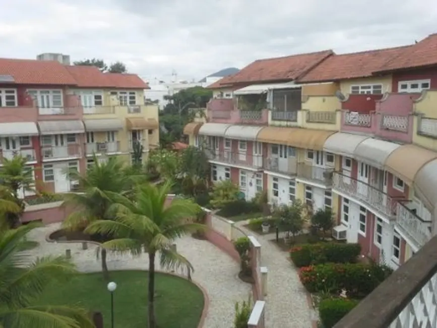 Foto 2 de Casa de Condomínio com 3 quartos à venda, 198m2 em Recreio dos Bandeirantes, Rio De Janeiro - RJ