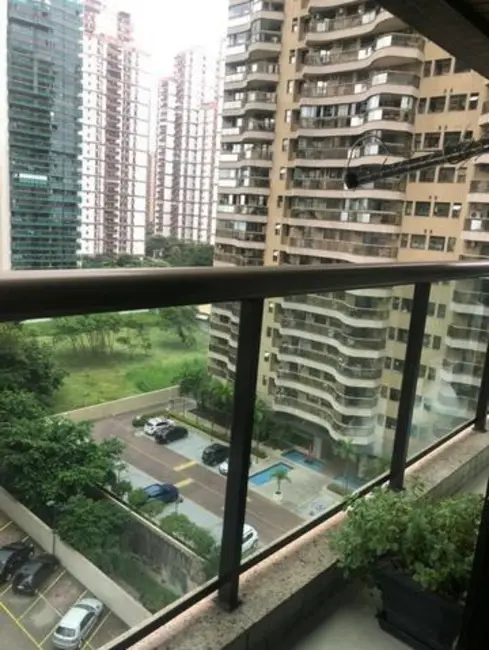 Apartamento com 4 quartos à venda, 140m2 em Barra da Tijuca, Rio De Janeiro - RJ - imagem 2 Foto 2 de Apartamento com 4 quartos à venda, 140m2 em Barra da Tijuca, Rio De Janeiro - RJ