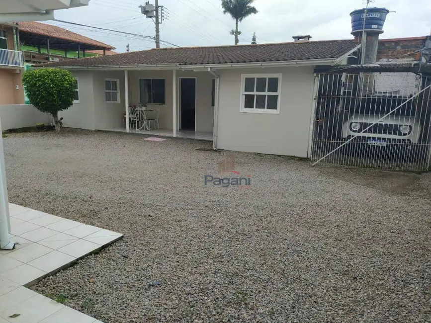 Foto 4 de Casa com 3 quartos à venda, 420m2 em Caminho Novo, Palhoca - SC