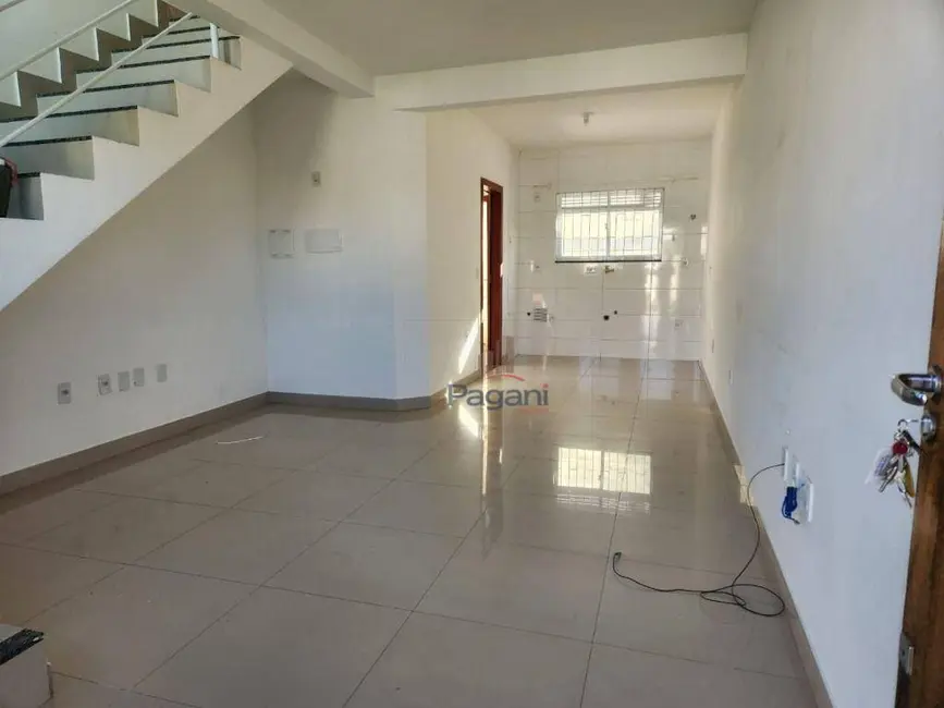 Foto 9 de Sobrado com 2 quartos para alugar, 126m2 em Nova Palhoça, Palhoca - SC