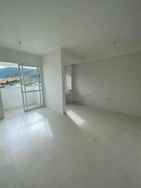 Foto 3 de Apartamento com 2 quartos para alugar, 54m2 em Passa Vinte, Palhoca - SC