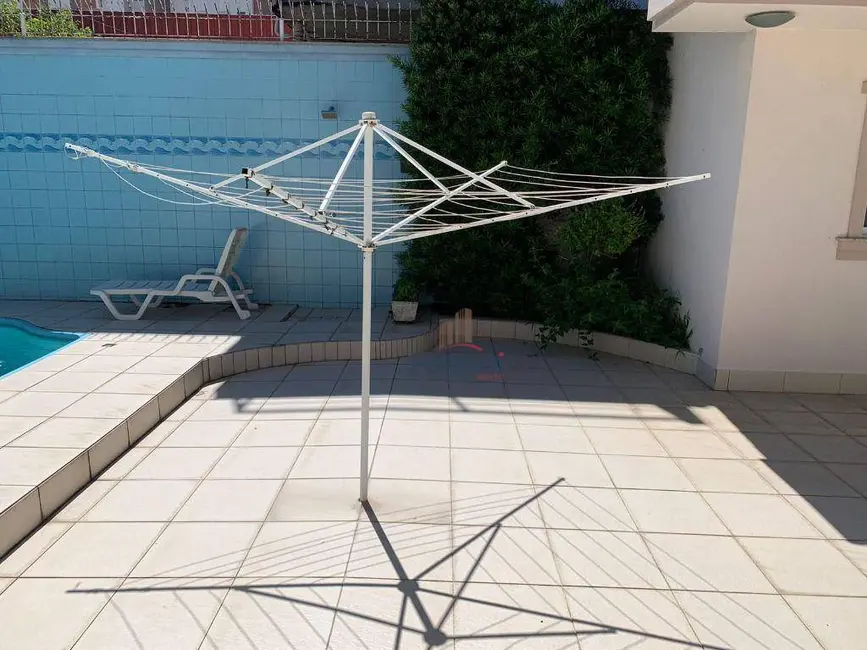 Casa com 3 quartos à venda, 405m2 em Centro, Palhoca - SC - imagem 3 Foto 3 de Casa com 3 quartos à venda, 405m2 em Centro, Palhoca - SC