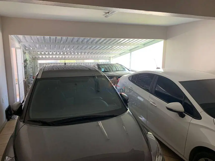 Casa com 3 quartos à venda, 405m2 em Centro, Palhoca - SC - imagem 6 Foto 6 de Casa com 3 quartos à venda, 405m2 em Centro, Palhoca - SC