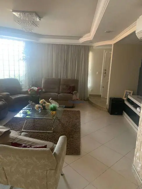 Casa com 3 quartos à venda, 405m2 em Centro, Palhoca - SC - imagem 7 Foto 7 de Casa com 3 quartos à venda, 405m2 em Centro, Palhoca - SC