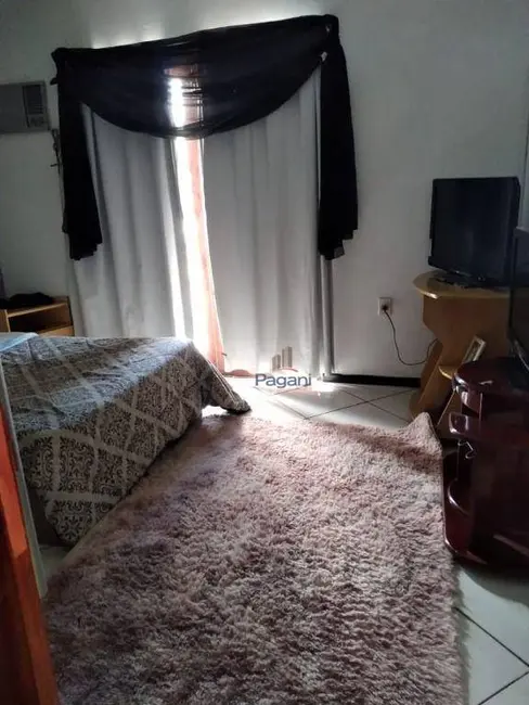 Foto 4 de Casa com 4 quartos à venda, 360m2 em Caminho Novo, Palhoca - SC