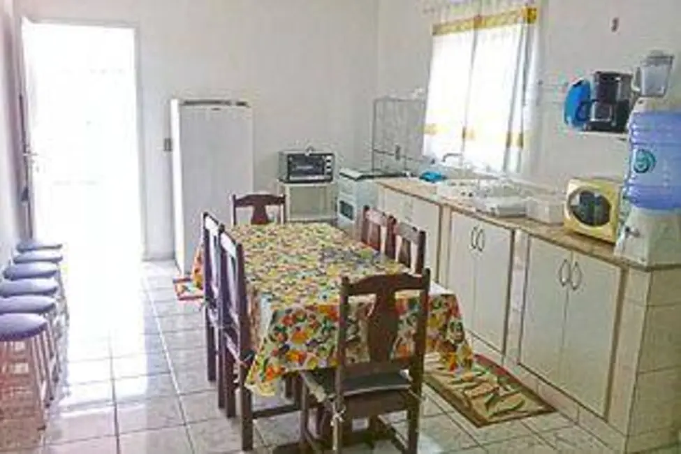 Foto 2 de Casa com 4 quartos à venda, 300m2 em Palhoca - SC