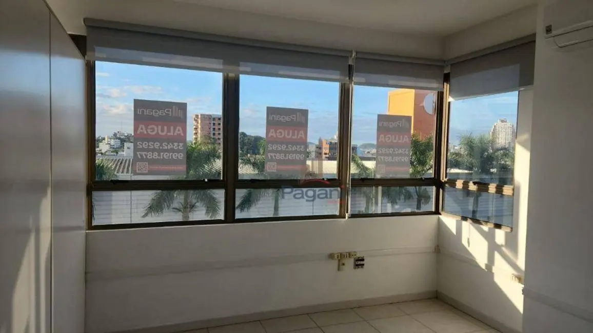 Foto 3 de Sala Comercial à venda e para alugar, 47m2 em Passa Vinte, Palhoca - SC