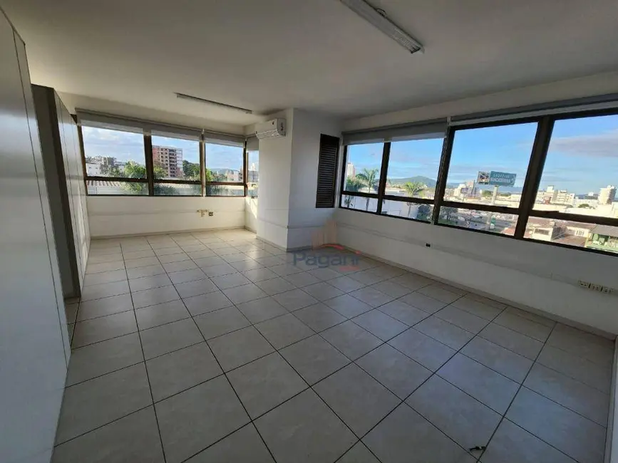 Foto 1 de Sala Comercial à venda e para alugar, 47m2 em Passa Vinte, Palhoca - SC