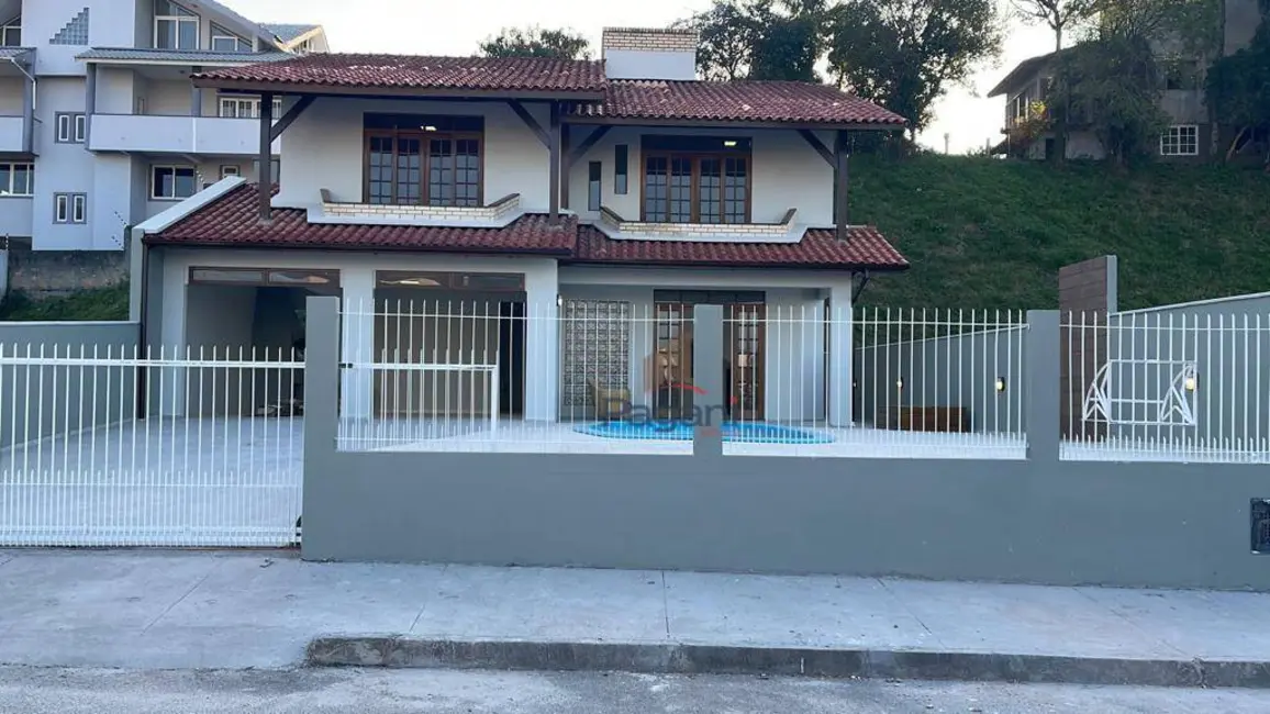 Foto 2 de Casa com 3 quartos à venda, 380m2 em Passa Vinte, Palhoca - SC