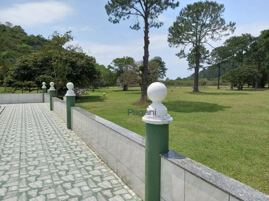 Sítio / Rancho com 3 quartos à venda, 220000m2 em Praia de Fora, Palhoca - SC - imagem 3 Foto 3 de Sítio / Rancho com 3 quartos à venda, 220000m2 em Praia de Fora, Palhoca - SC