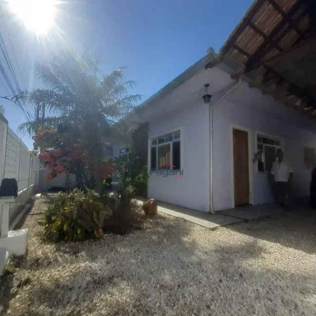 Foto 2 de Casa com 3 quartos à venda, 285m2 em Centro, Palhoca - SC