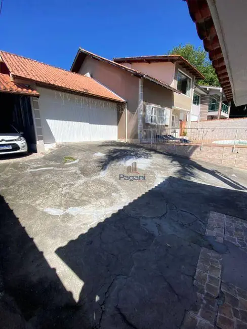 Foto 2 de Casa com 4 quartos à venda, 289m2 em Guarda do Embaú (Ens Brito), Palhoca - SC