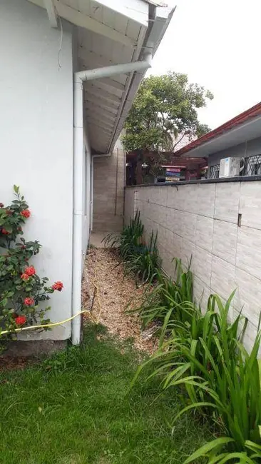 Foto 2 de Casa com 3 quartos à venda, 64m2 em Barra do Aririú, Palhoca - SC