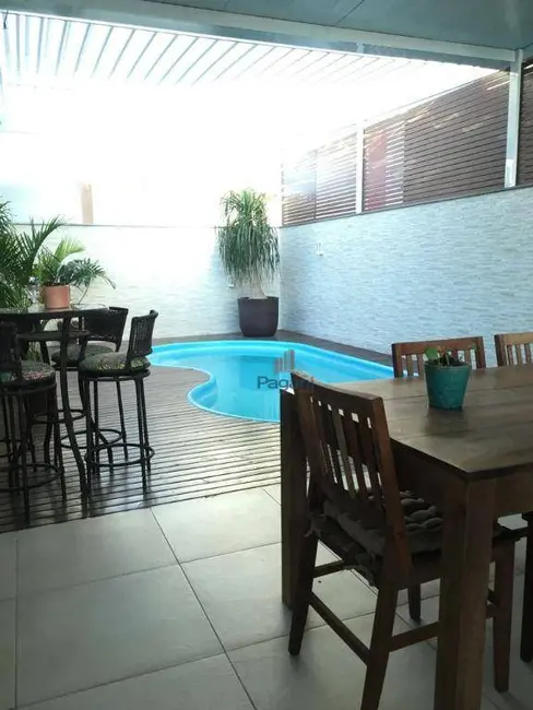 Foto 2 de Casa de Condomínio com 3 quartos à venda, 360m2 em Palhoca - SC
