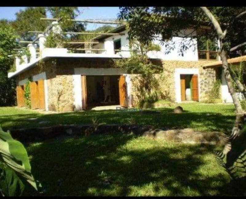 Foto 1 de Terreno / Lote à venda, 12586m2 em Garopaba - SC