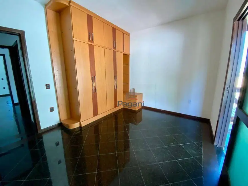 Foto 9 de Casa com 8 quartos à venda, 360m2 em Caminho Novo, Palhoca - SC