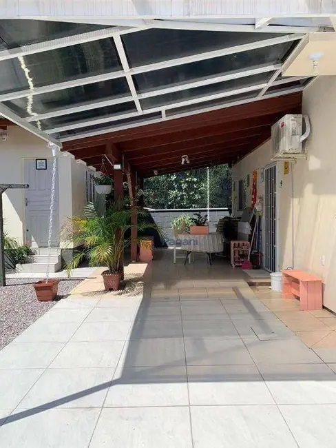 Foto 9 de Casa com 2 quartos à venda, 360m2 em Guarda do Cubatão, Palhoca - SC